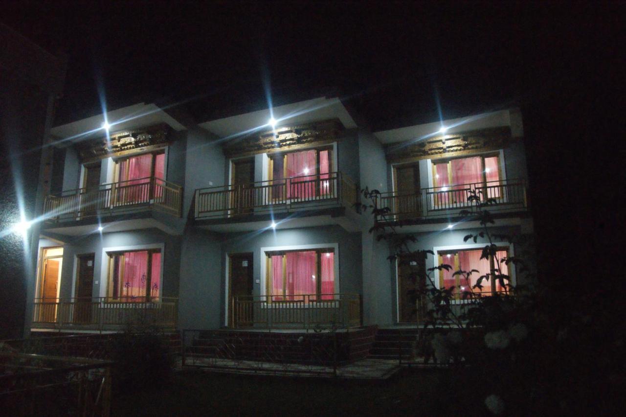 Chandan Guest House Leh Exterior photo